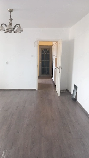 Apartament 2 camere, confort 1, semidecomandat  - imagine 5