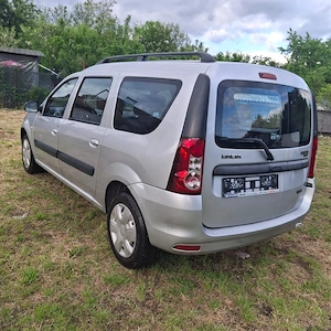 Vând Dacia Logan MCV 16 benzina  - imagine 3