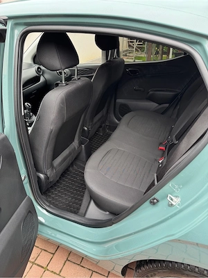 Hyundai i10 Automat 1.2 2024 | Echipare de top Highway | 10.300 km | Garanție - imagine 5