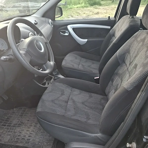 Vând Dacia Logan MCV, 1,6 MPI 2010 - imagine 7