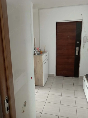 PF vand apartament 2 camere 80000 euro - imagine 3