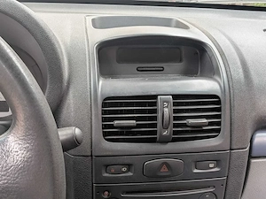 Vând Renault Symbol, an fabricație 2007, Diesel, Motor 1,5 - imagine 6