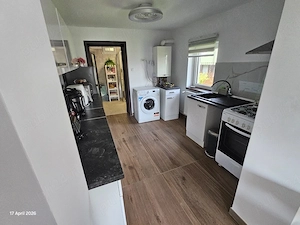 Casa de vanzare, 5 camere, 2 bai, 2 curti - imagine 8