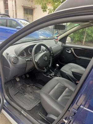 Dacia Duster 1, 6 benzina 4x2  - imagine 9
