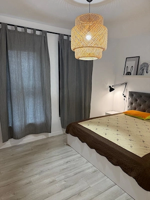 Apartament 2 camere cu curte si loc de parcare de inchiriat - imagine 5