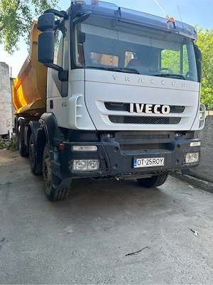 Angajez sofer profesionist pentru Iveco Trakker 8x4 - imagine 5