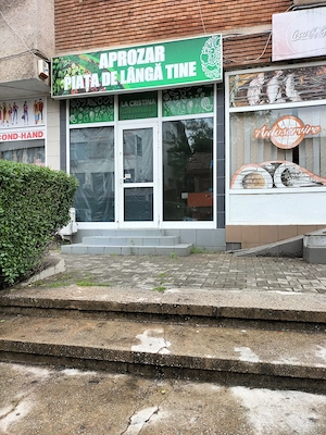 Vând spațiu comercial ultracentral 