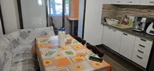 Apartament 3 camere Zona Far - imagine 3