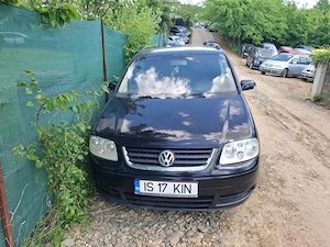 VW Touran  - imagine 2