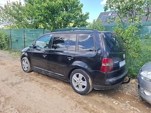 VW Touran  - imagine 5