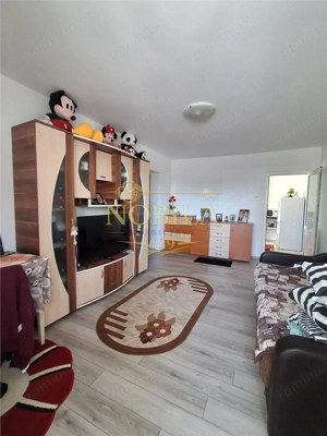 APARTAMENT DE VANZARE CU 2 CAMERE IN ONESTI - imagine 2