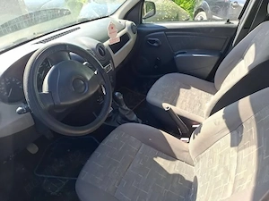 Dacia Logan  - imagine 4