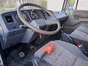 Nissan T100 bascula 3parti 5.6tone,an 2000 - imagine 5