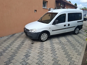 Vand opel combo an 2006 motor 1.3 cdti clima servo central usi culisante 5 locuri autoturism  - imagine 3