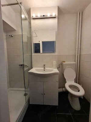 garsoniera obor-pasaj-modern-metrou 3 minute-stradal - imagine 8
