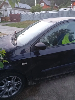 Vand Fiat 2004  Vand Dacie  - imagine 3