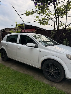 Opel astra h - imagine 3