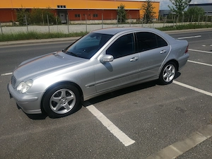 Mercedes C220 CDI W203 AVANGARDE  94000km  - imagine 3
