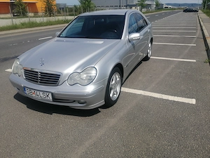 Mercedes C220 CDI W203 AVANGARDE  94000km  - imagine 2
