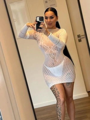 Kendra femeia pe care o intalnesti odata si o tii minte mereu - imagine 4