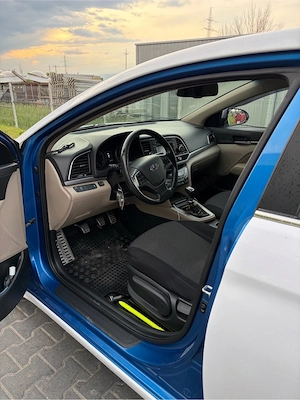    Hyundai Elantra 1.6 MPI GPL 2017 - imagine 5