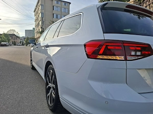 VW Passat Bluemotion 2.0 Germania, PANORAMIC, DSG, ACC, LINE Assist, masaj scaun sofer, padele sport - imagine 8