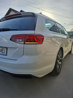 VW Passat Bluemotion 2.0 Germania, PANORAMIC, DSG, ACC, LINE Assist, masaj scaun sofer, padele sport - imagine 7