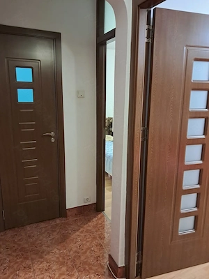 Vand apartament 3 camere Militari - imagine 3
