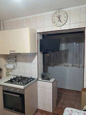 Vand apartament 3 camere Militari - imagine 4