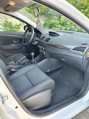 Renault Megane 2014 euro 5 cu doar 69000 km Reali!!! - imagine 6