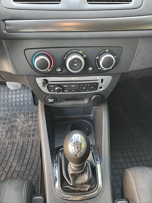 Renault Megane 2014 euro 5 cu doar 69000 km Reali!!! - imagine 9