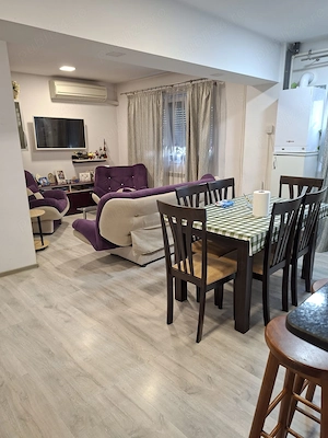 Vând apartament luminos și frumos, situat pe bulevard, cu centrală, mobilat și utilat!  - imagine 2