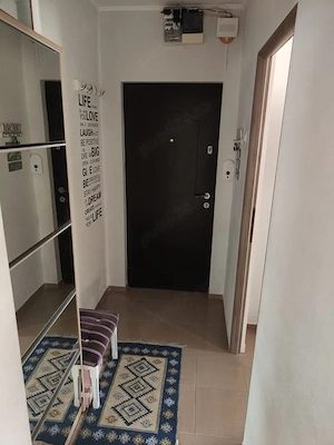 închiriez apartament 2 camere in zona V Aaron - imagine 3