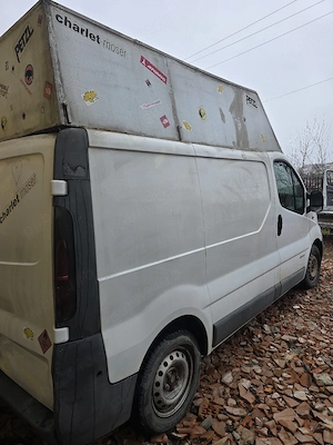 Dezmembrez renault trafic 1.9d - imagine 2