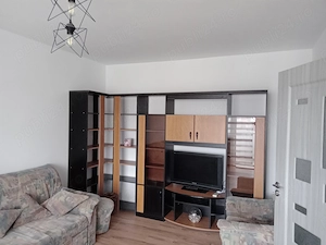 Inchiriez apartament 2 camere decomandat, zona Dristor - Ramnicu Sarat