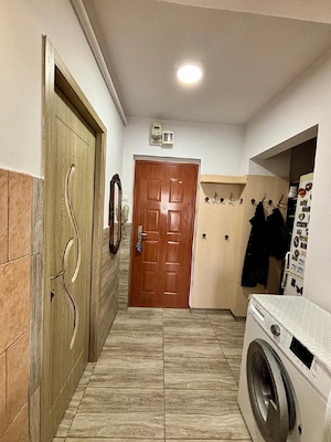 Apartament 3 camere in Dej - imagine 2