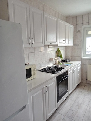 Inchiriez apartament 2 camere decomandat, zona Dristor - Ramnicu Sarat - imagine 5
