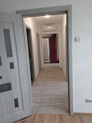 Inchiriez apartament 2 camere decomandat, zona Dristor - Ramnicu Sarat - imagine 6