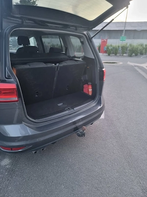 VW Touran 2016, 2 TDI manual, 7 locuri, cârlig remorcă, istoric service - imagine 9