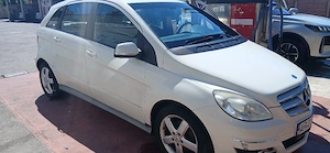 vând Mercedes B180 2010 1.7 benzina  - imagine 3
