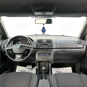 Skoda Fabia vRS 1.4 TSI 180CP DSG 2011 Rallye Green | Rate   Transport   Numere - imagine 15