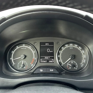 Skoda Fabia vRS 1.4 TSI 180CP DSG 2011 Rallye Green | Rate   Transport   Numere - imagine 20