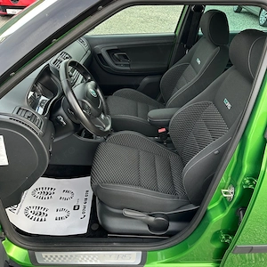 Skoda Fabia vRS 1.4 TSI 180CP DSG 2011 Rallye Green | Rate   Transport   Numere - imagine 13
