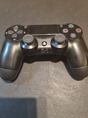 Sony PS4 Slim