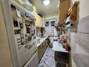 Apartament de vanzare cu 4 camere, centrala proprie, etaj intermediar, zona Dacia - imagine 4