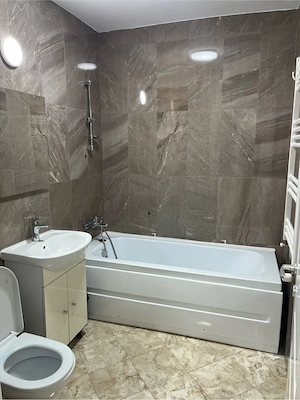 Proprietar vand ap 1 camera in Complex Baroque Residence  - imagine 5