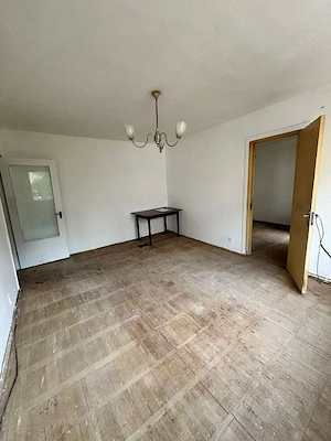 Apartament 2 camere cf 2 etaj intermediar 