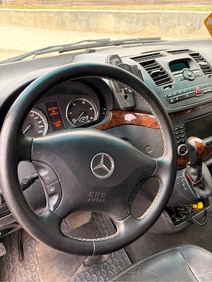 Viano lung 3.0 CDI , Automat , 2 usi laterale electrice, perne aer spate - imagine 4