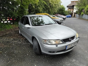 Opel Vectra B an 2001