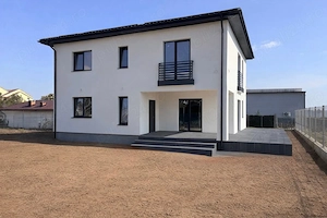Casa noua de vanzare 